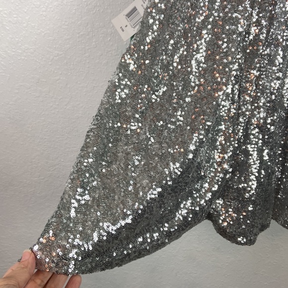 NWT B. Smart Silver sequin dress junior 9 - Picture 6 of 8